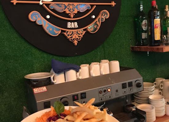 argentina/villa-la-angostura/bar/besch-cafe-bar