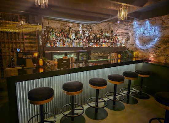 canada/montreal/griffintown/bar/henden