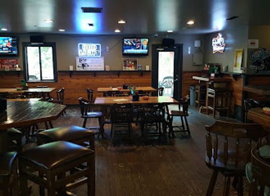 missouri/osage-plains/bar/tirebiters-peanut-pub