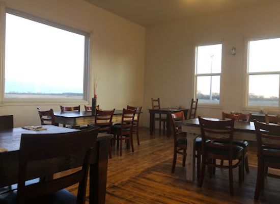 kansas/tallgrass-prairie-national-preserve/bar/chef-stan-s-place
