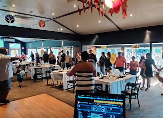 connecticut/eastern-connecticut/bar/fairways-bar-grill