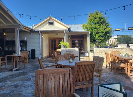texas/enchanted-rock-state-natural-area/bar/altdorf-biergarten