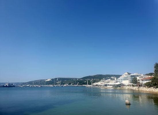 bulgaria/balchik/bar/fantasy