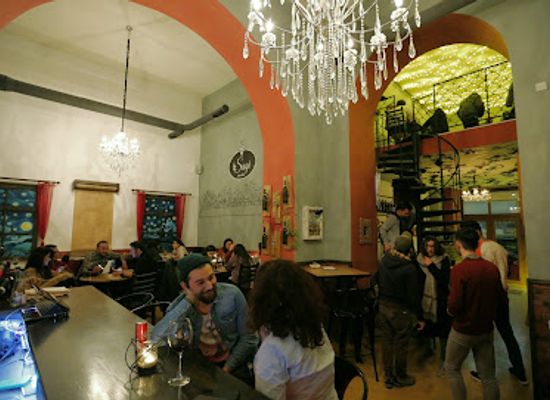azerbaijan/mugan-plain/bar/saqi-wine-bar