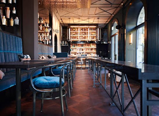 switzerland/zurich/bar/bar-am-wasser