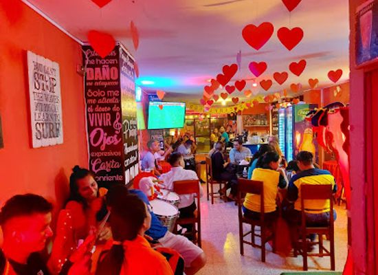 ecuador/guayas-region/bar/remiendo-al-corazon-bar-karaoke