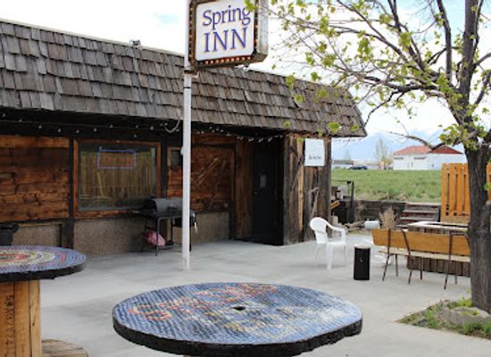 nevada/eureka-county/bar/cross-eyed-goat-bar-and-grill