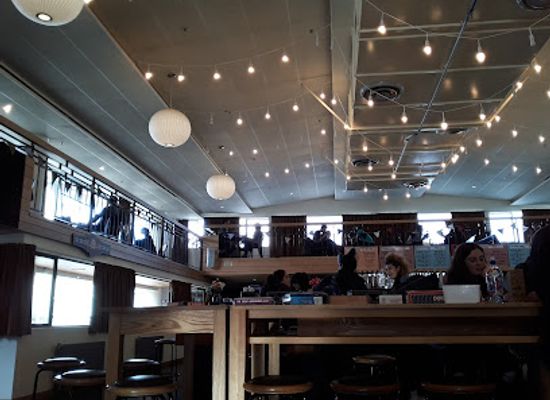 new-zealand/wellington/kelburn/bar/the-hunter-lounge