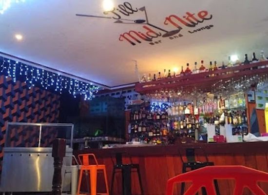 barbados/saint-thomas/bar/till-mid-nite-bar-lounge