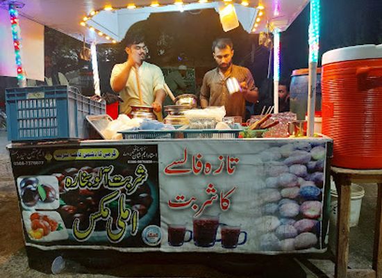 pakistan/cholistan-desert/bar/mateen-haider-juice