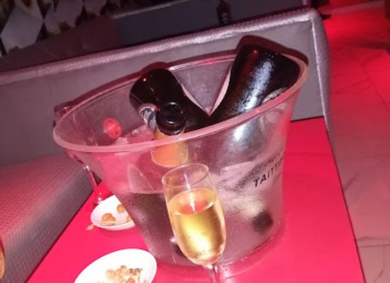 cote-d-ivoire/abidjan/cocody/bar/prestige-lounge-bar
