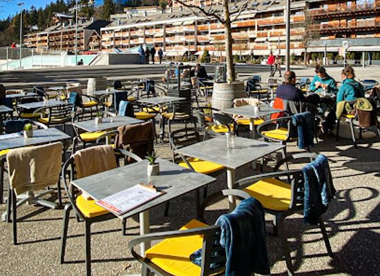 switzerland/crans-montana/bar/padrino-bar