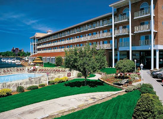new-york/thousand-islands/bar/riveredge-resort