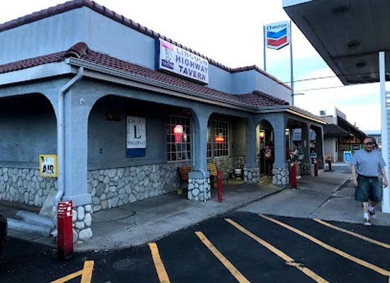 wyoming/uinta-county/bar/lincoln-highway-tavern