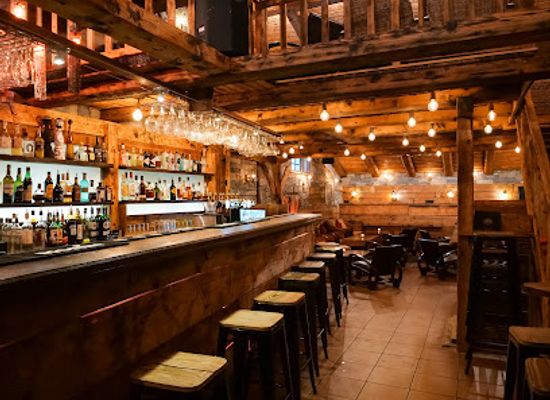 france/french-alps/bar/le-privilege-chamonix-cocktail-bar-tapas