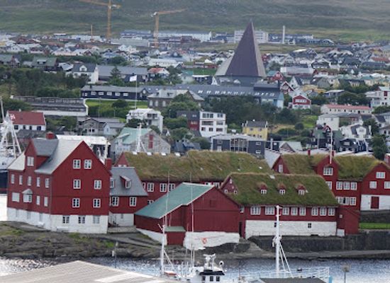 faroe-islands/hestur-island/bar/essabarr