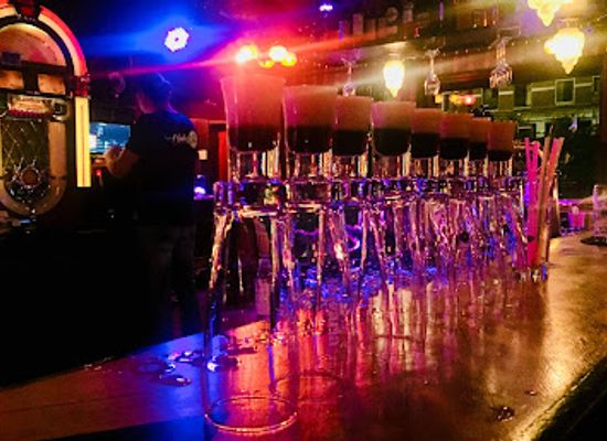 netherlands/rotterdam/bar/hoekzight-best-bar-in-kralifornia