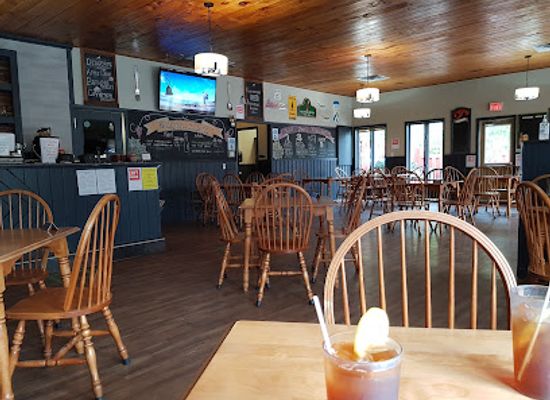 canada/cape-breton-island/bar/coastal-restaurant-pub