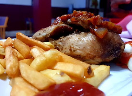 the-gambia/wuli-west/bar/solid-restaurant