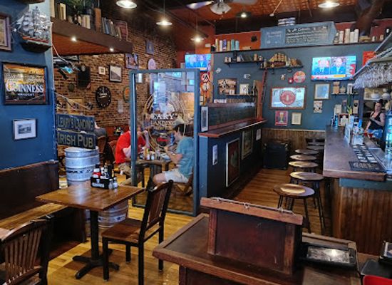 maine/washington-county/bar/leary-s-landing-irish-pub