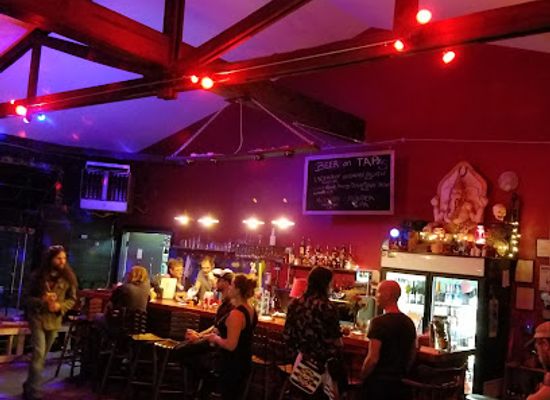 north-carolina/asheville-area/bar/sly-grog-lounge