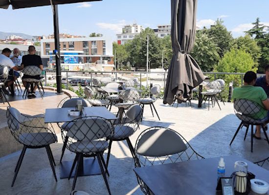 montenegro/niksic/bar/vibes-sport-lounge-bar
