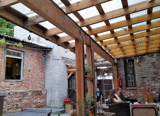 estonia/viljandi/bar/romaan