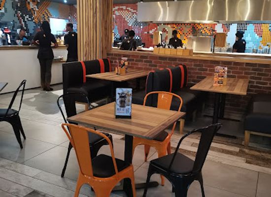 botswana/francistown/bar/rocomamas-toro