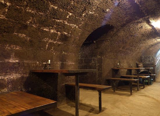 hungary/bodrogkoz/bar/erdos-pinceszet