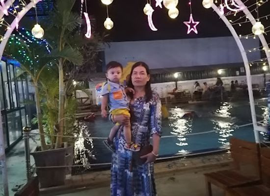 cambodia/svay-rieng/bar/the-voice-ktv-swimming-pool-and-restaurant