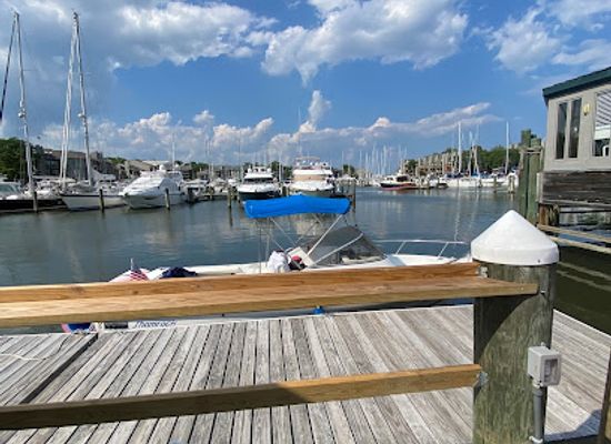 maryland/chesapeake-bay-area/bar/beacon-waterfront