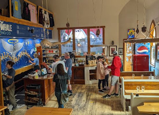 canada/fundy-national-park/bar/holy-whale-brewery