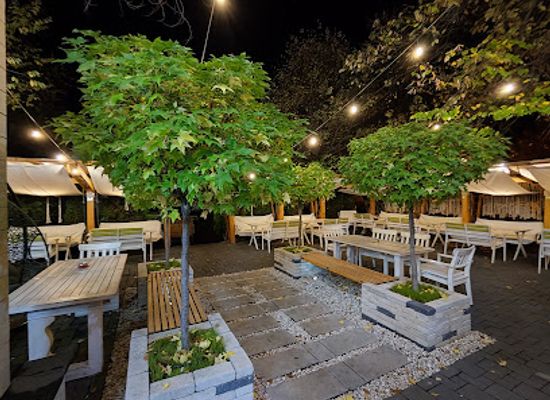 romania/bucovina/bar/friends-pub