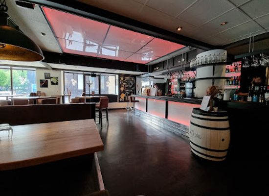 finland/vaasa/bar/brasserie-bar-fondis