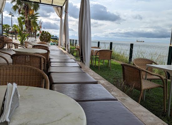 equatorial-guinea/annobon-island/bar/restaurante-kalytero