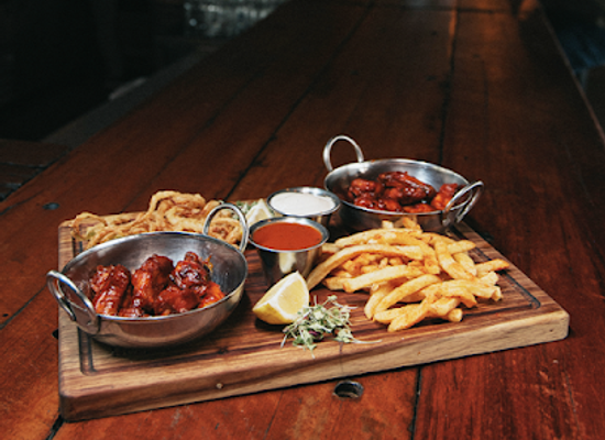 south-africa/nelspruit/bar/hennie-s-nelspruit-restaurant