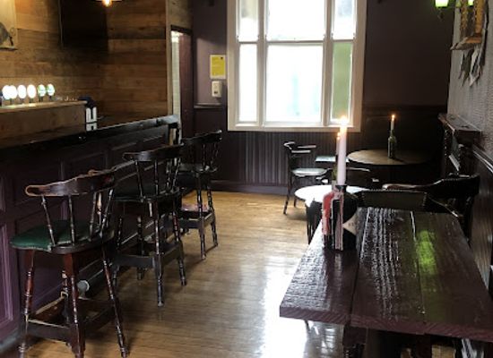 ireland/drogheda/bar/the-hole-in-the-wall