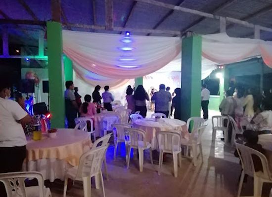 peru/madre-de-dios/bar/la-cochita
