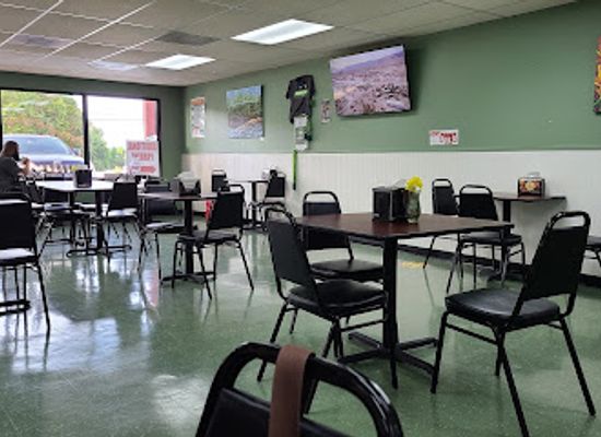 south-carolina/mauldin/bar/wholy-smoke-family-restaurant