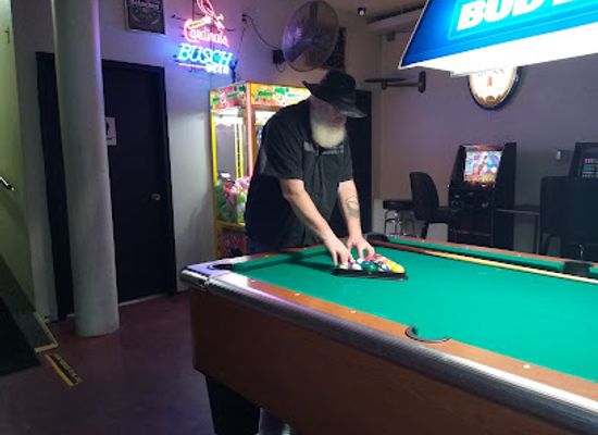 missouri/st-francois-mountains/bar/north-end-tavern
