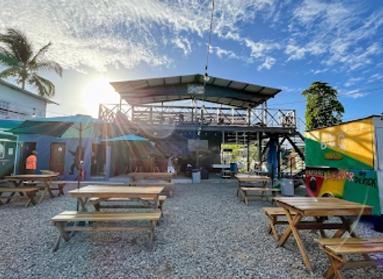 panama/bocas-del-toro/bar/space-lounge-and-restaurant