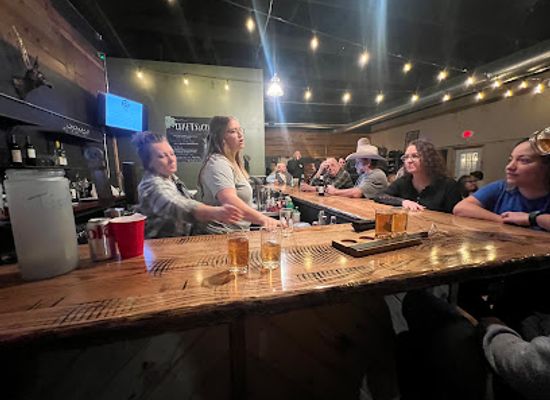 kansas/gypsum-hills/bar/the-lumberyard