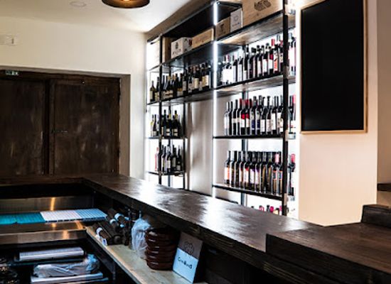 italy/irpinia/bar/winyl-vini-vinili