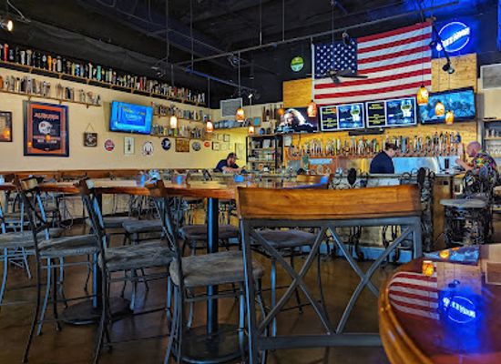 alabama/wiregrass/bar/white-oak-ale-house