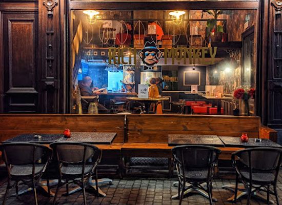 belgium/antwerp/bar/rich-monkey-bar