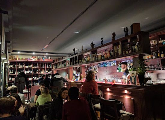 italy/lombardy/bar/shake-cocktail-wine-bar