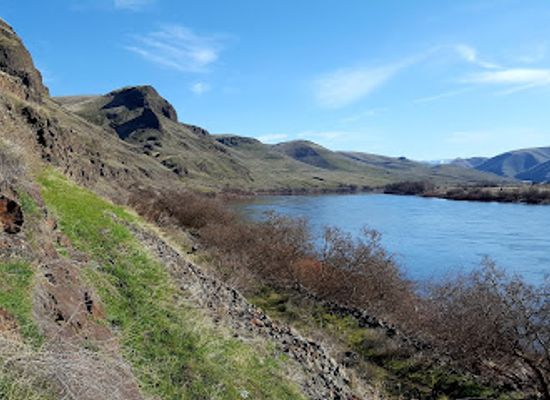 idaho/clearwater/bar/hells-gate-state-park
