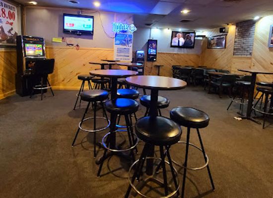 nebraska/grand-island/bar/b-t-s-lounge