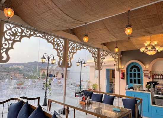 india/jaipur/amer/bar/garh-the-rooftop-cafe