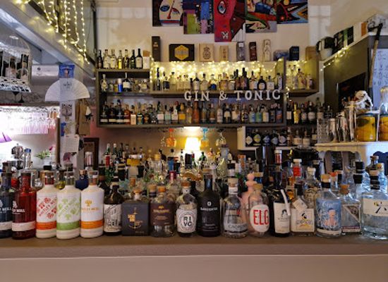 italy/alto-adige/bar/accademia-del-gin-di-linda